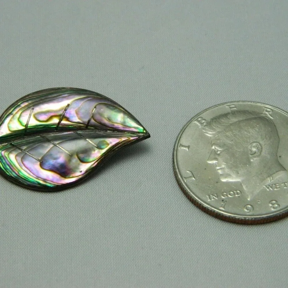 Alpaca Mark .925 Sterling Silver Abalone Leaf